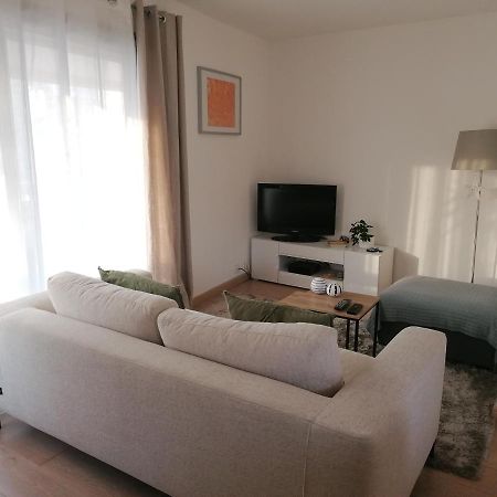 Chambre Double Avec Salle De Bain Commune, A 2 Min De La Croisette Cannes Exterior foto
