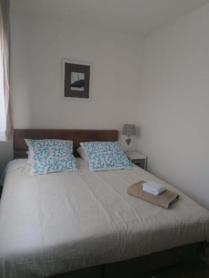 Chambre Double Avec Salle De Bain Commune, A 2 Min De La Croisette Apartamento Cannes Exterior foto